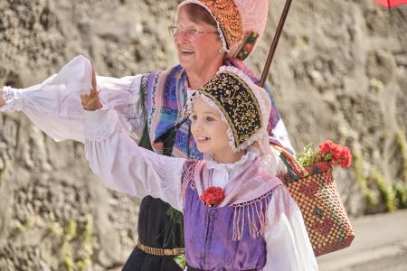 Izjemen obisk zaznamoval 50. Dneve narodnih noš in oblačilne dediščine v Kamniku (Boštjan Tacol)  (5)